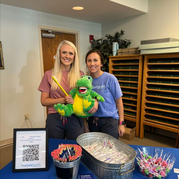 Star City Dental Mainline Health End of Summer Library Party